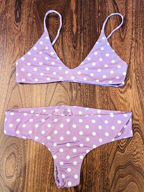 Mai Underwear Everyday Bikini Top in a Size L and Bottom in Lilac Dot XL